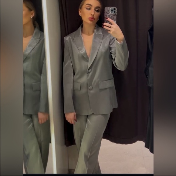 ZARA 2 PIECES MATCHING SET METALLIC JACKET AND METALLIC PANTS - Picture 7 of 16